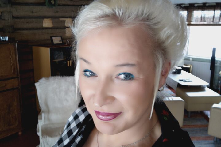 IIRIS REINIKAINEN