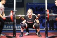 Siiri Tossavainen nuorten klassisen voimanoston SM-kisat nettiin