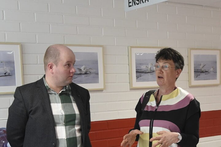 Aluehallituksen puheenjohtaja Riitta Raatikainen vieraili Kiuruvedellä toukokuussa.