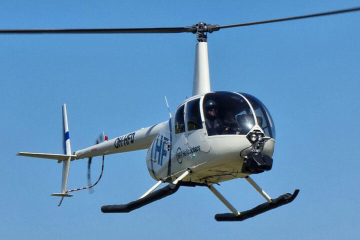 Savon Voima Verkko sähköverkon lentotarkastukset helikopteri kuvituskuva nettiin