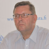 Raimo_Väyrynen vieraskynä