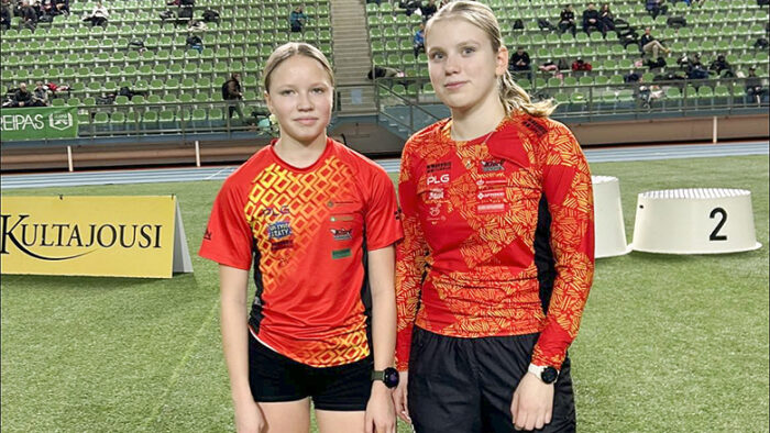 Anna Siponen ja Enni Pennanen Kiuruveden Urheilijat halliyleisurheilu piirinmestarit_nettiin
