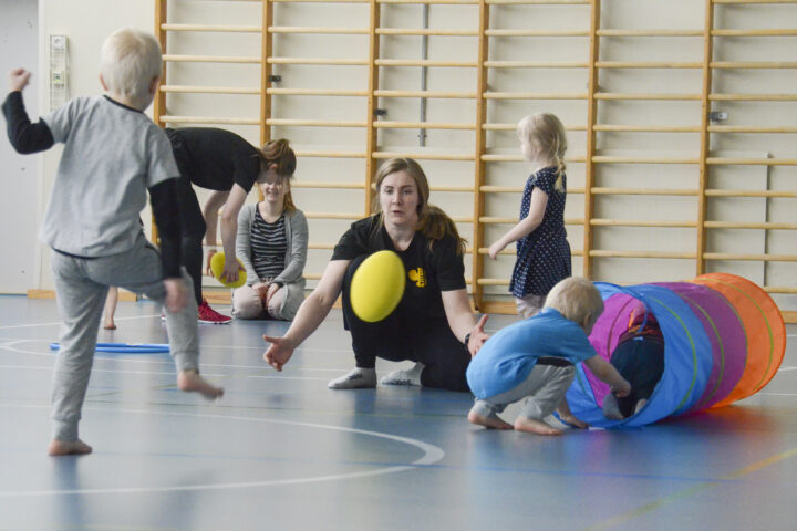 Kiuru Rugby Club Minikiurut ja Noora Nöjd_käsitelty