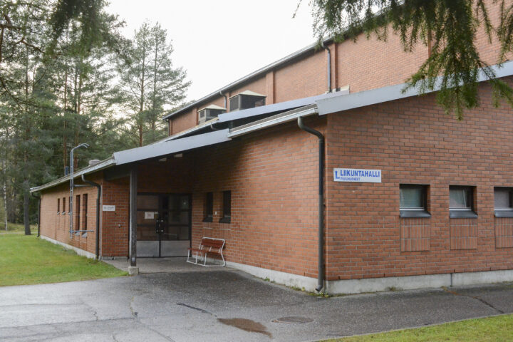 Kiuruveden liikuntahalli_käsitelty