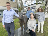 Kiuruveden nuorisovaltuusto Luukas Hyytiäinen Tapani Tikka Eeli Blomberg ja Aleksi Partanen_käsitelty