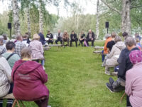 Herättäjäjuhlille lähtöseurat (kuvaaja Maarit Äyhynmäki)_käsitelty