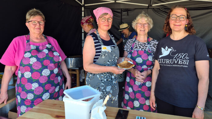 lettukahvila_senja_ratinen_leena_karkkainen_anneli_vainikainen_sari_tikkanen_netti