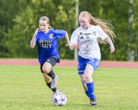 KiuPa ja PK-37 jalkapallo T13-joukkue tytöt (kuvaaja Lassi Myllylä)_käsitelty