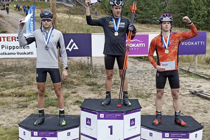 Rullahiihto SM-kisat M18 Iiro Säisä kultaa ja Niilo Kouvalainen pronssia Kiuruveden Urheilijat_nettiin