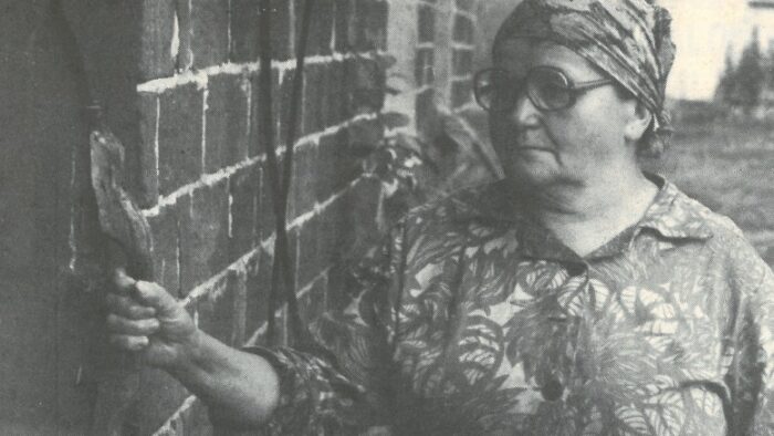 Vanha kuva Kiuruvesi-lehti vuosi 1975 Karppaalan kylä Hilja Nousiainen