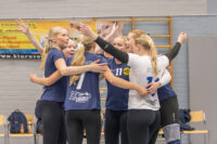 Luomu-Wolleyn LuoWon joukkue Kempeleen Lentopalloa vastaan naiset naisten kakkossarja 2-sarja (kuvaaja Riitta Airaksinen)_nettiin