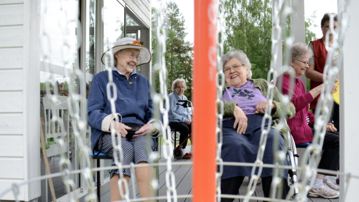 ikäihmiset some