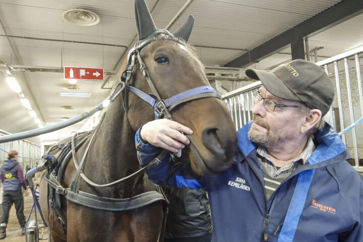 Jukka Kemiläinen ja Leemarks Hector_käsitelty