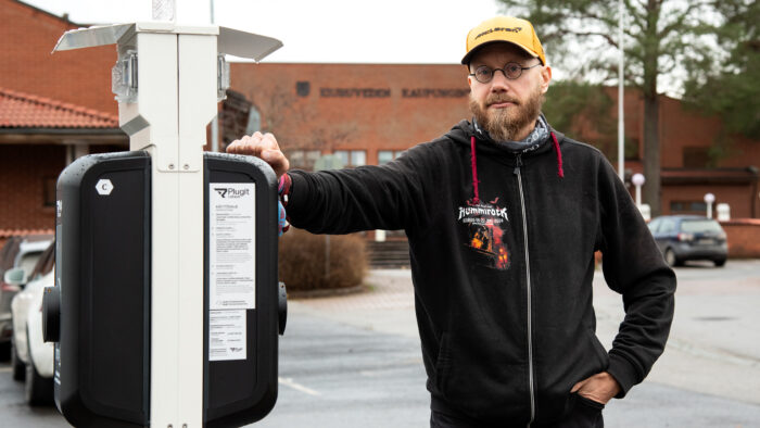 sahkolatauspiste_jaakko_koivunen_netti