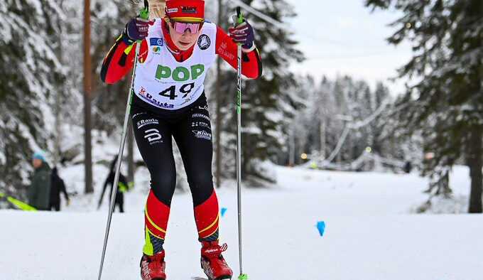 Kiuruveden Urheilijat Miitta Huttunen maastohiihto Reisjärven kansalliset Petäjämäen hiihdot_nettiin