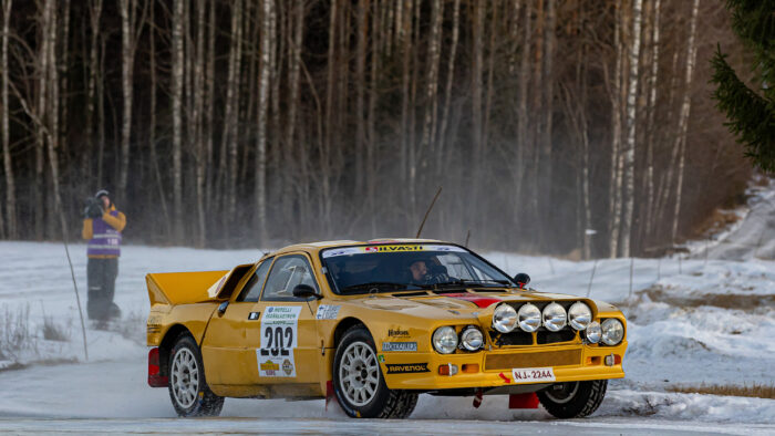 Historic-ralliauto Lancia 037 Ville Silvasti ja Saimi Silvasti (kuvaaja Marko Kyöstilä)