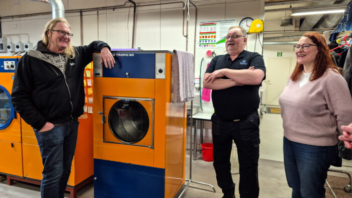 elinkeinojaosto_vierailu_pesula_netti