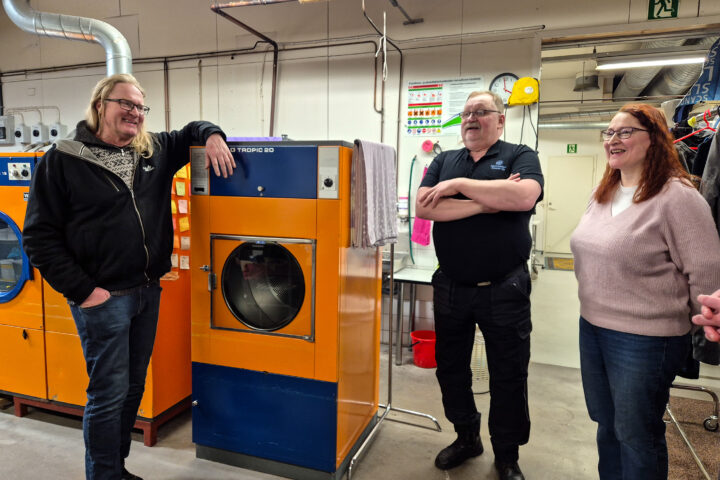 elinkeinojaosto_vierailu_pesula_netti