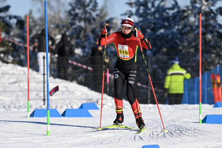 Koululiikuntaliiton mestaruushiihdot Aino Myllylä 3 (kuvaaja Lassi Myllylä)