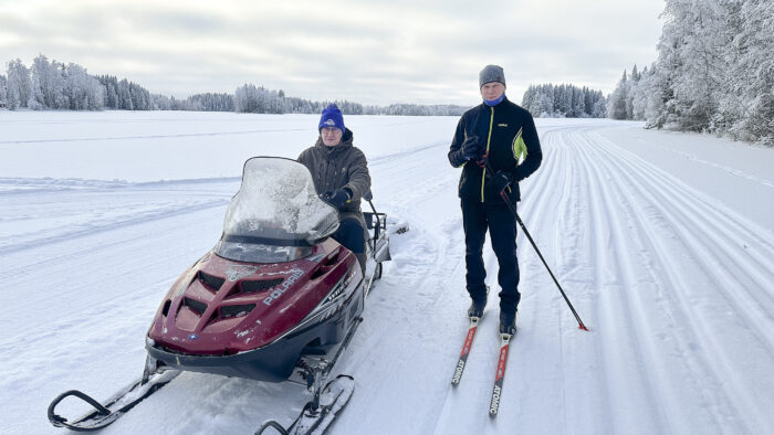 Sata Suarta Sulukavassa -hiihtoladut Sulkavanjärvellä latujen tekijät Kari Saastamoinen ja Antti Keränen Kiuruveden Vuoden liikuttajat_käsitelty