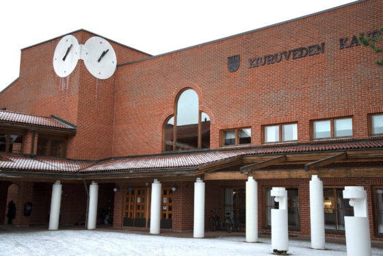 kiuruveden_kaupungintalo_netti