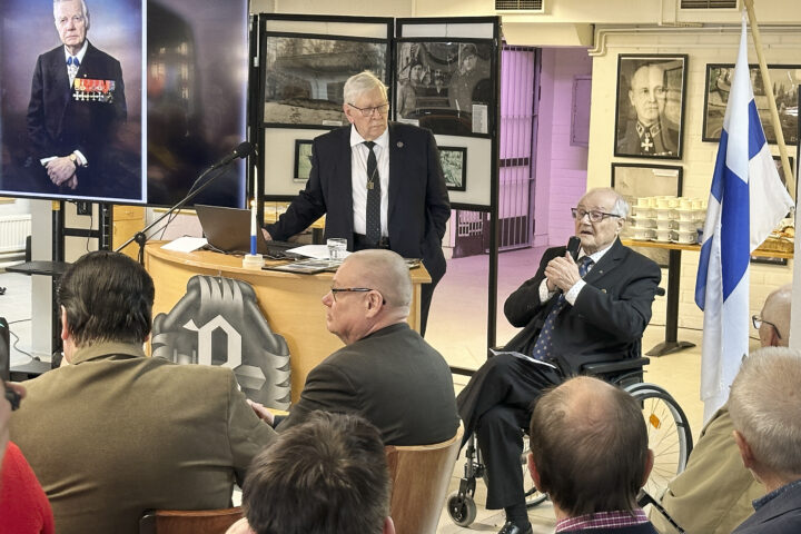 Rukajärvi-keskuksen avajaiset Tenho Tikkanen ja Lauri Lassi Winberg_käsitelty