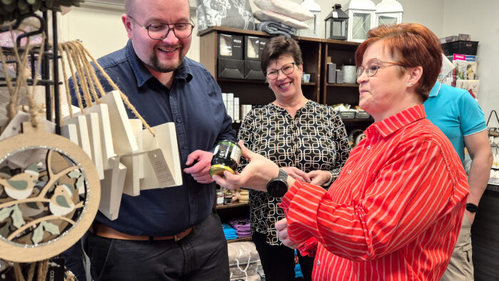 mintsa_maarit_knuutinen_kaupunginjohtaja_juha_pekka_rusanen_netti