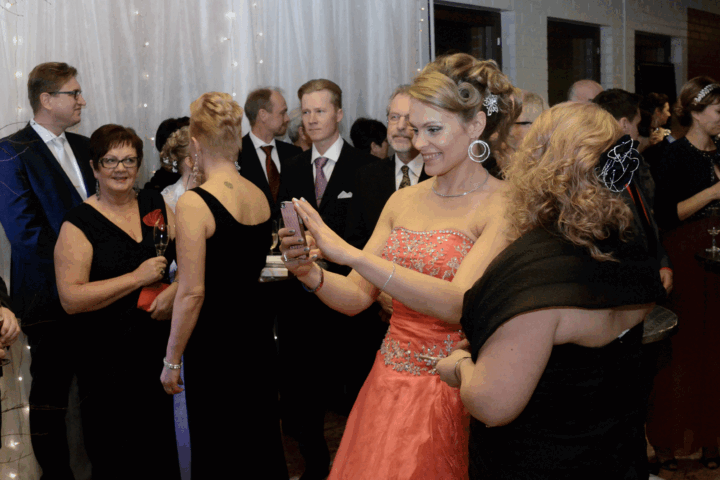 yeruttäjäbileet-8-some