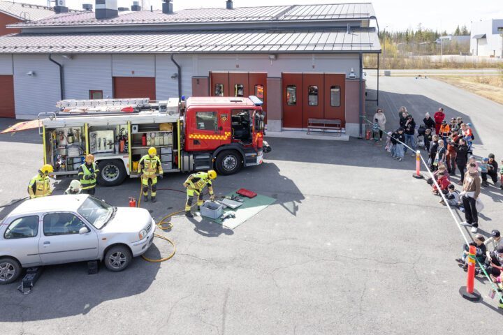paiva_paloasemalla_kuvaaja_riitta_airaksinen_netti_4