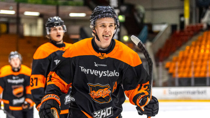 roope_tossavainen_kuvaaja_kari_koski_netti_2