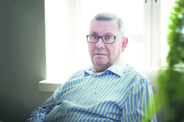 Politiikan tutkija Raimo Väyrynen