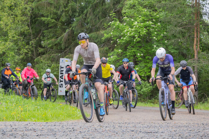 tour_de_koivujarvi_kuvaaja_riitta_airaksinen_netti