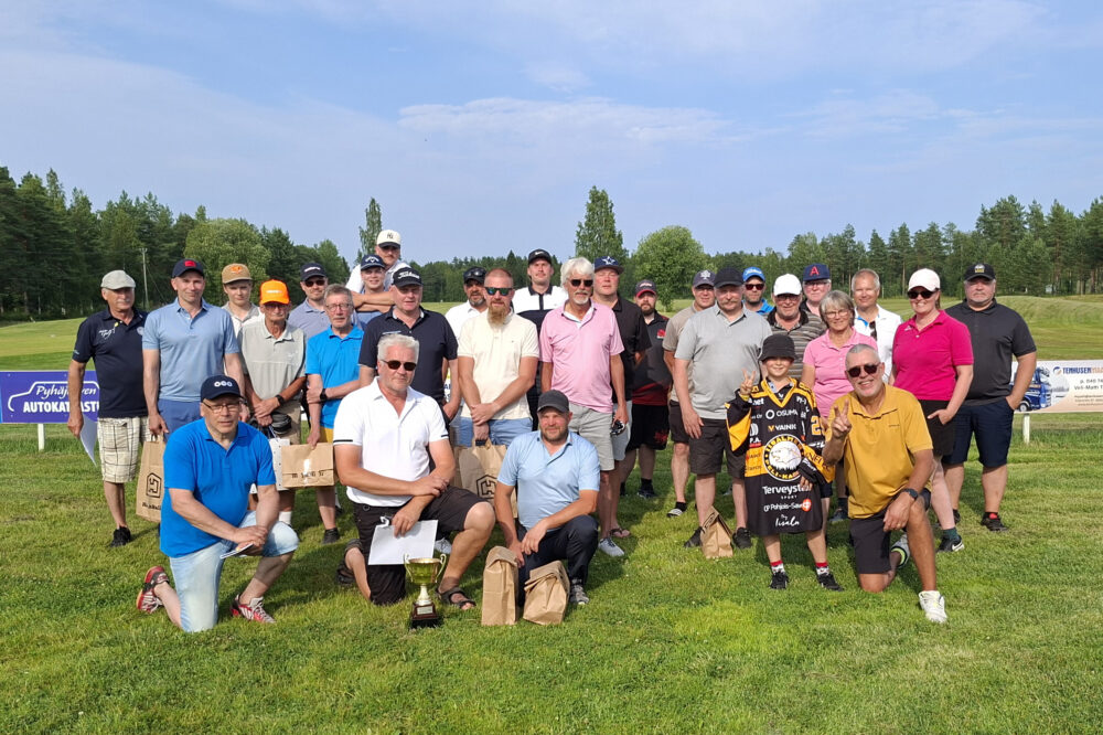 Hyväntekeväisyysgolf 2026 kiuruvetisten nuorten hyväksi St Lake Golfin kentällä Pyhäjärvellä kopio