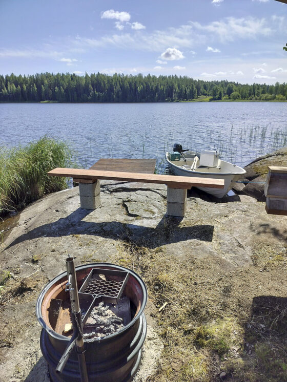 Torapaisen saaren laavu Rytkynjärvessä 2 (kuvaaja Riitta Virmanen)_printtiin