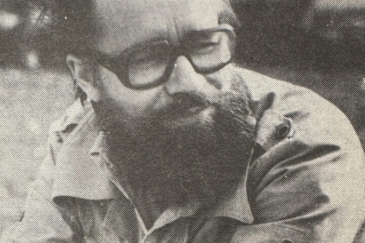 Vanha valokuva Kiuruvesi-lehti vuosi 1976 taiteilija Antero Ruotsalainen