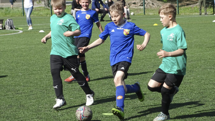 KiuPa P9 jalkapallo (kuvaaja Pekka Kattainen)_käsitelty