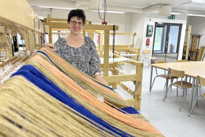 Kiuruveden kansalaisopisto käsityöharrastustilat Yrittäjäntiellä rehtori Maija-Leena Kemppainen_käsitelty