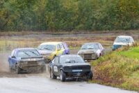 Jokamiehenluokka jokkis autourheilu Haapakumpu jm (kuvaaja Riitta Airaksinen)_nettiin