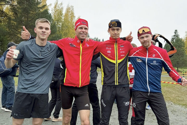 Maakuntaviestijuoksu Karttulassa Kiuruveden Urheilijoiden miesten yleisen sarjan joukkue voitti kultaa_käsitelty